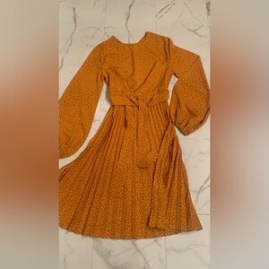 Long Sleeved Dress. !! Bundle Discount: Buy 3+ items and get 30% off !!